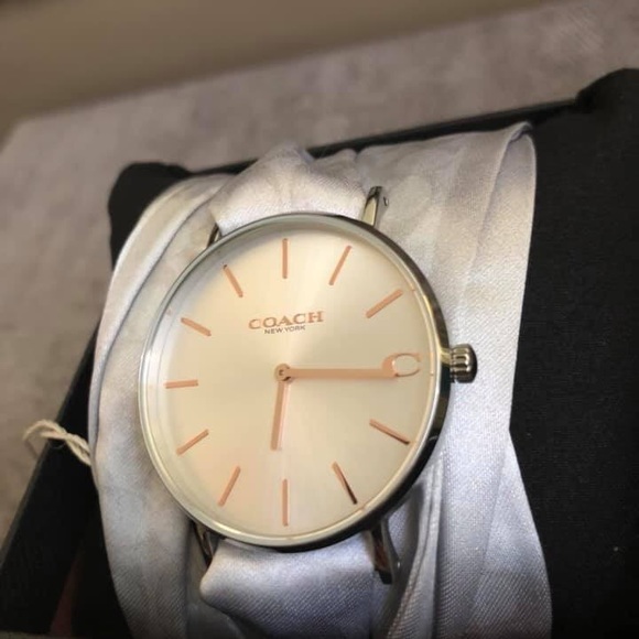 Coach Perry Scarf Wrap Ladies Analog Watch - Picture 3 of 8